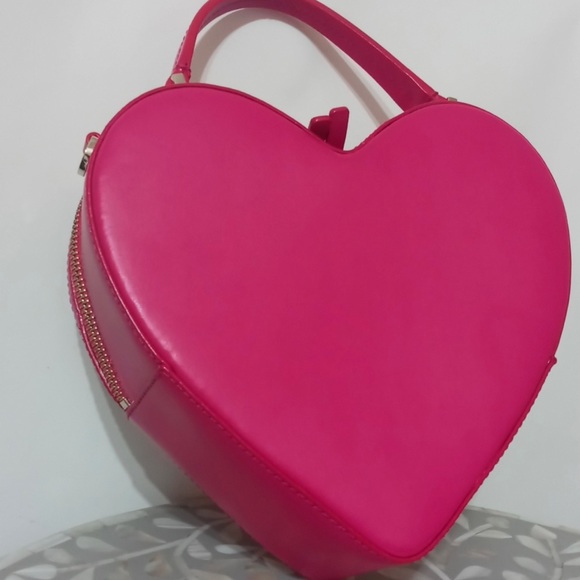 💕RARE Hot Pink Flirt Kate Spade Heart  Crossbody Purse Valentine's Day bag - Picture 4 of 10